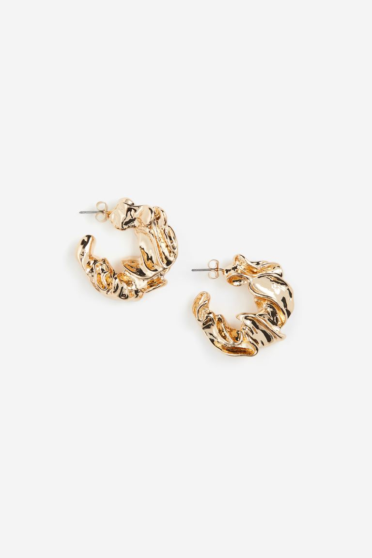 discount code Off Crinkled hoop earrings