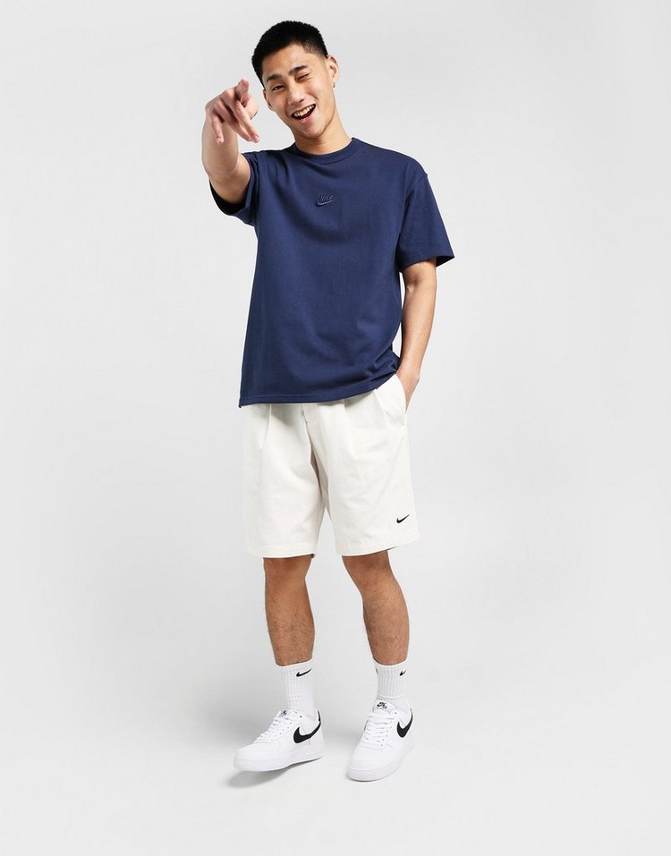 markdown code Off Nike Life Pleated Chino Shorts